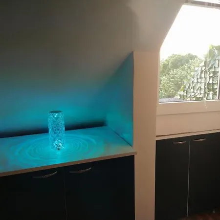 Cozy 2 Bedroom With Terrace Near The Beach And Park Warna