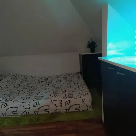 Cozy 2 Bedroom With Terrace Near The Beach And Park Warna