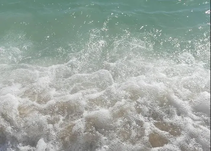 Cozy 2 Bedroom With Terrace Near The Beach And Park * Βάρνα