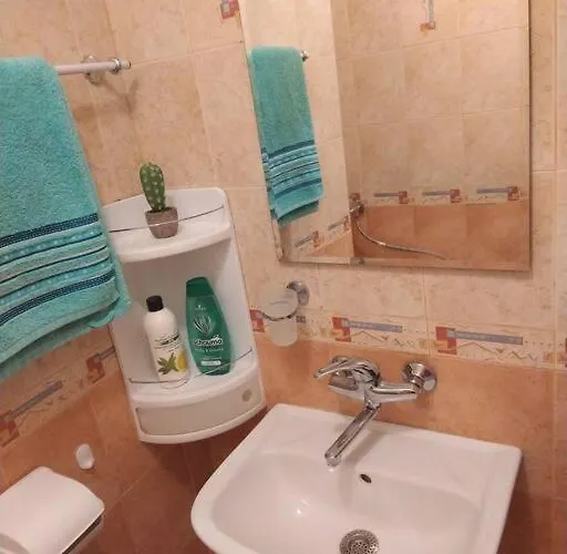 Διαμέρισμα Cozy 2 Bedroom With Terrace Near The Beach And Park