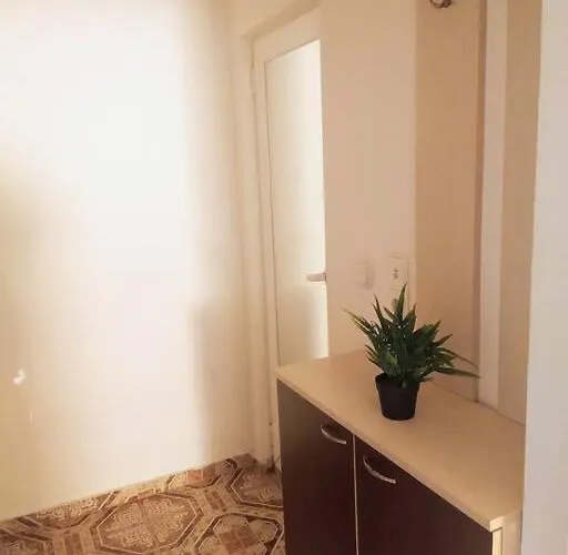 Διαμέρισμα Cozy 2 Bedroom With Terrace Near The Beach And Park