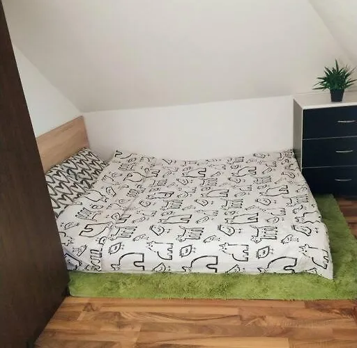 Cozy 2 Bedroom With Terrace Near The Beach And Park