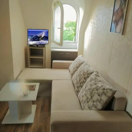 Cozy 2 Bedroom With Terrace Near The Beach And Park *