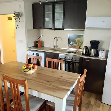 Cozy 2 Bedroom With Terrace Near The Beach And Park *