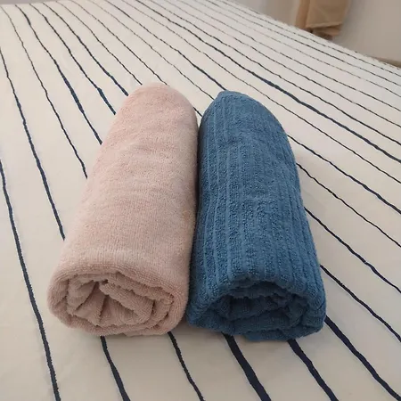 Cozy 2 Bedroom With Terrace Near The Beach And Park Апартаменти