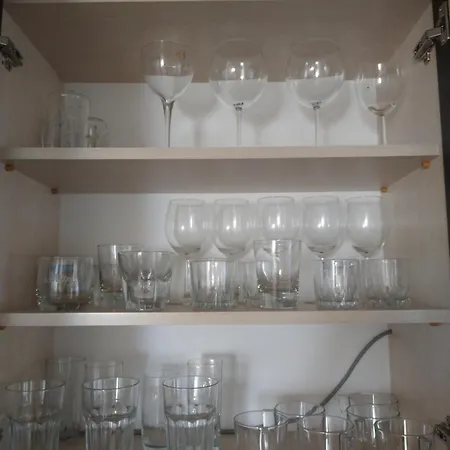 Cozy 2 Bedroom With Terrace Near The Beach And Park Апартаменти Варна