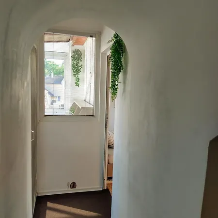 Cozy 2 Bedroom With Terrace Near The Beach And Park Варна