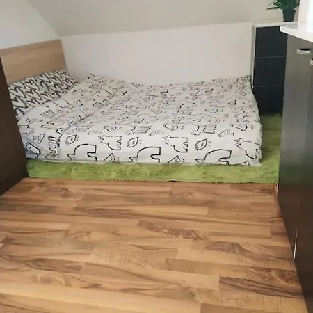 Апартаменти Cozy 2 Bedroom With Terrace Near The Beach And Park *