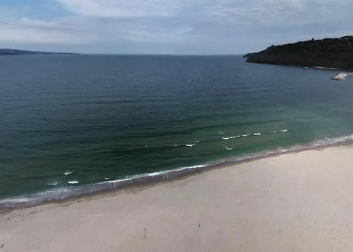 Cozy 2 Bedroom With Terrace Near The Beach And Park * 瓦爾納