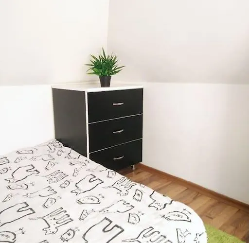 公寓 Cozy 2 Bedroom With Terrace Near The Beach And Park 瓦爾納